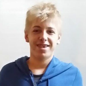 Meet your Posher, Connie